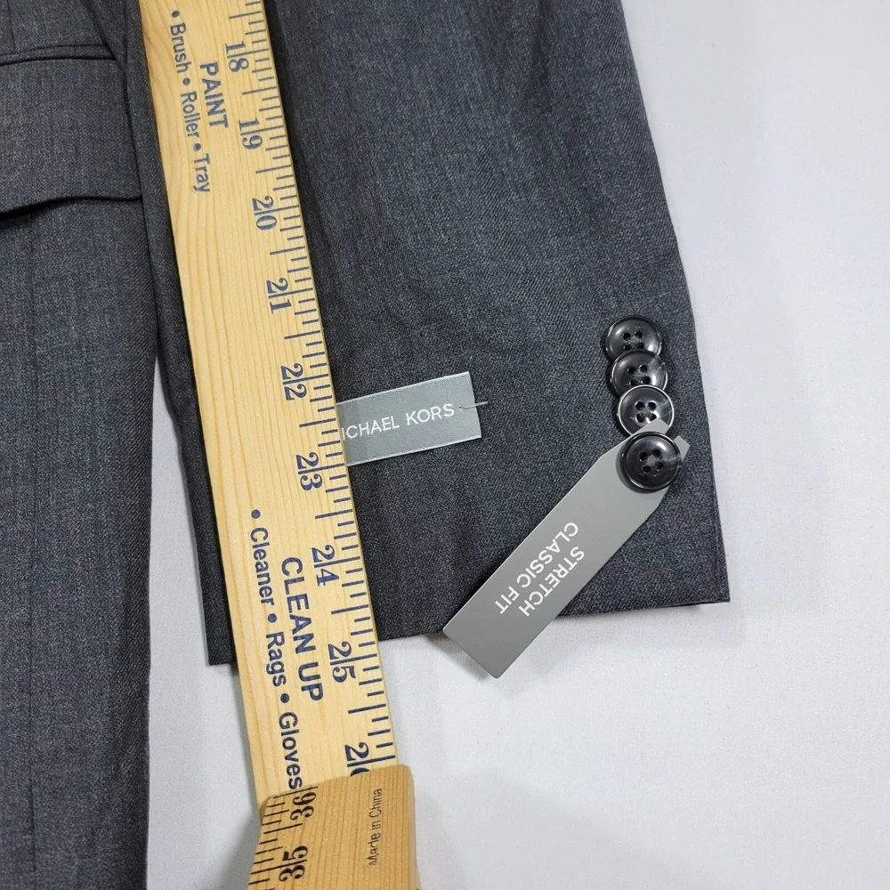 Michael Kors Mens Sport Coat Blazer Two Button Gray Sharkskin Wool Blend 43R NEW